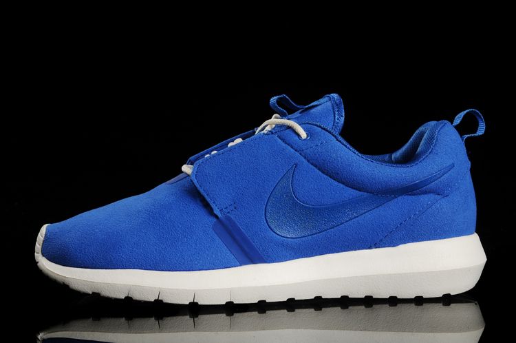 NIKE ROSHERUN NM 3M fur whtie bleu nouvelles chaussures (2)